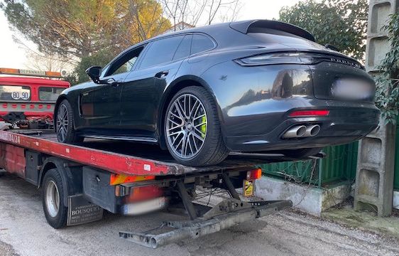 Nîmes : Une Porsche contrôlée à 112 km/h dans une zone limitée à 30 km/h