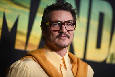 Pourquoi la commande Starbucks de Pedro Pascal affole-t-elle autant la toile?