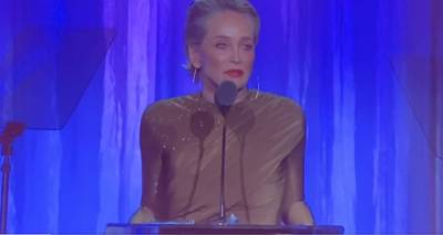 En larmes, Sharon Stone révèle avoir perdu “la moitié de son argent” dans la faillite de la Silicon Valley Bank