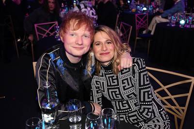 “Ma femme enceinte avait une tumeur”: Ed Sheeran annonce un nouvel album et fait de lourdes révélations