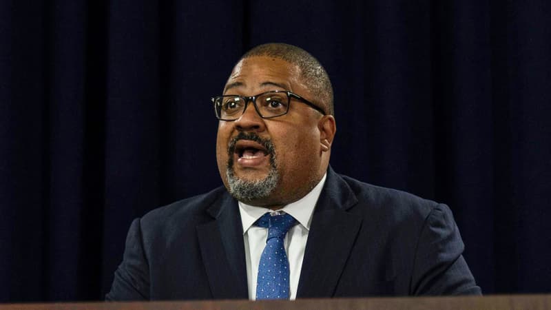 Donald Trump: qui est Alvin Bragg, le procureur de New York derrière l’inculpation de l’ex-président?