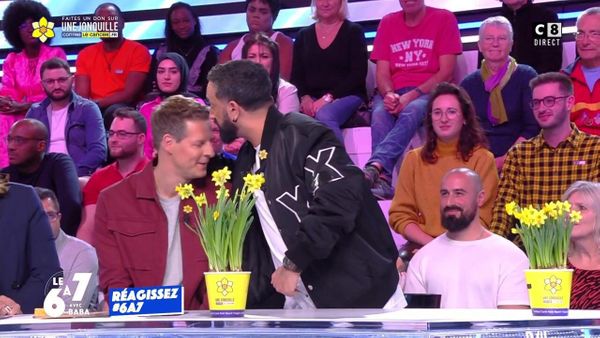 Cyril Hanouna ému : ce SMS plein de sincérité de Matthieu Delormeau qui lui a fait "verser une petite larme"