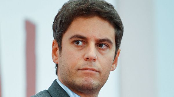 Gabriel Attal : "Décédé brutalement…", le ministre fait une révélation déchirante sur sa famille