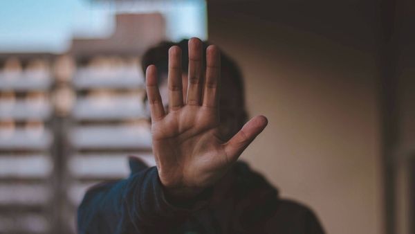 Oise : son père s’en prend à sa mère, un adolescent contraint à un geste déchirant