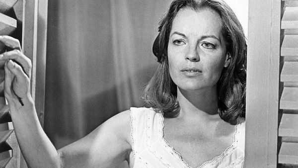 STARS ET FAMILLES. Romy Schneider, Ingrid Chauvin, France Gall… Ces people qui ont porté le deuil de leur enfant