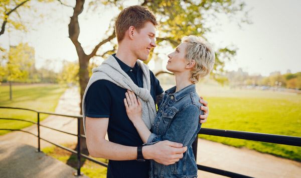 TÉMOIGNAGE J’entretiens une relation secrète avec la mère d’un ami