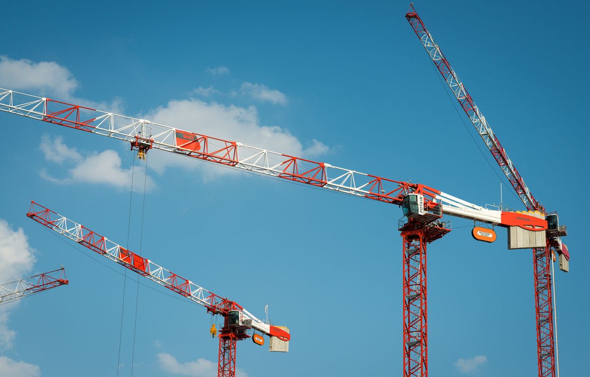 Bordeaux : Les pompiers sauvent un grutier, victime d’un malaise à 28 mètres de haut