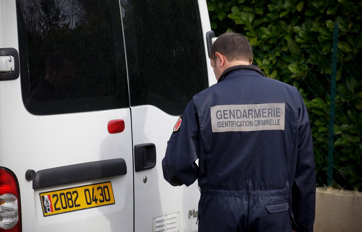 Doubs : Une main dépasse, le corps d’un homme retrouvé en plein champ