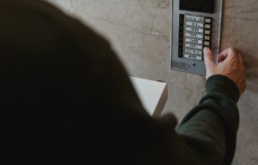 Toulouse : Le « gentil monsieur » dépouillait les personnes âgées