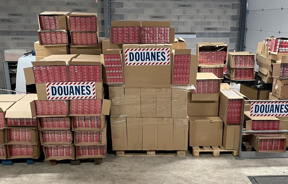 Millau : Saisie « historique » d’1,7 tonne de tabac de contrebande sur l’autoroute A75