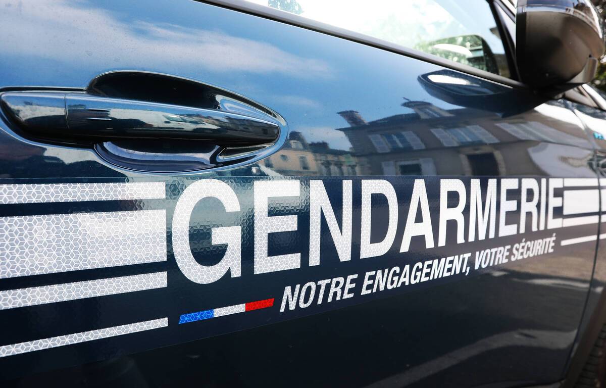 Vendée : Une femme enceinte s’est jetée d’une voiture à pleine vitesse