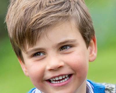 De nouvelles photos du prince Louis dévoilées pour son cinquième anniversaire