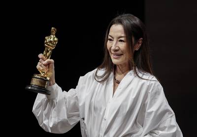 Michelle Yeoh envoie un message inspirant aux femmes: “Nous ne sommes pas le sexe faible”