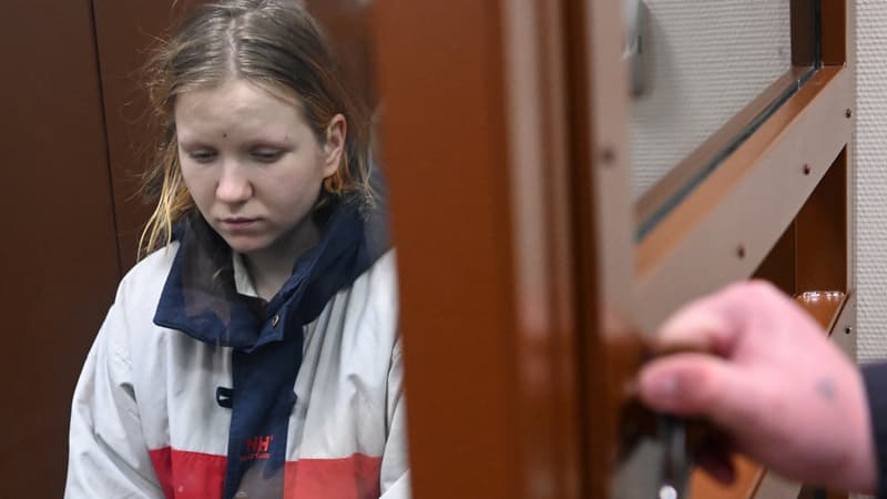 Blogueur russe tué: la suspecte inculpée et placée en détention provisoire