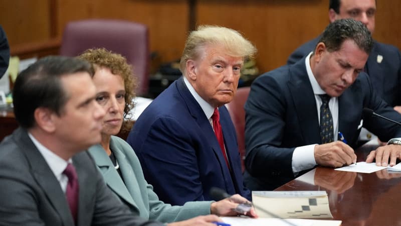 États-Unis: un avocat de Donald Trump promet de combattre la “triste” inculpation de l’ancien président