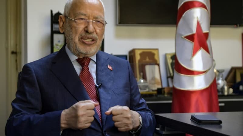 Tunisie: Rached Ghannouchi, chef du parti d’opposition Ennahdha, interpellé à son domicile