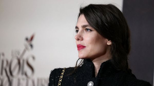 Charlotte Casiraghi : ce look iconique noir recyclé 18 ans après la mort de son grand-père