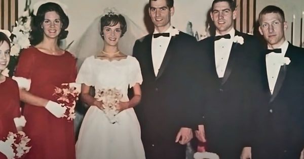 Il regarde la vidéo de mariage de ses parents et réalise qui est véritablement son oncle Gérard