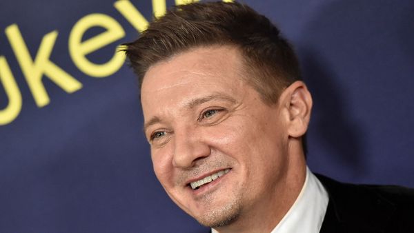 “J’ai perdu beaucoup de chair et d’os” : le récit glaçant de Jeremy Renner après son terrible accident
