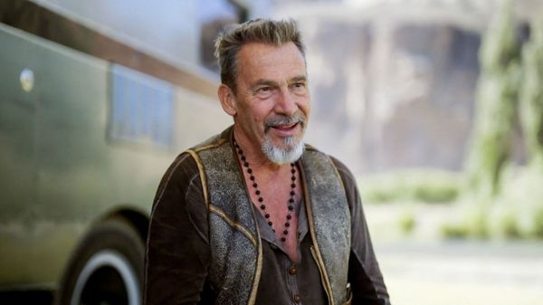 "Je suis tombé des nues" : Florent Pagny choqué par les confidences de trois amis intimes à l’annonce de son cancer