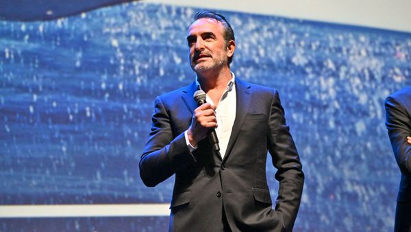 Jean Dujardin : cet hommage privé poignant à un membre de sa famille dont le corps est resté à jamais introuvable