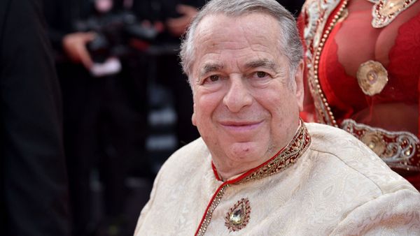 Paul-Loup Sulitzer, de milliardaire à "la pauvreté" : l’ancien jet setteur se confie sur sa situation financière