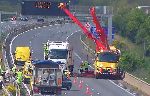 Hérault : L’A9 coupée après un accident impliquant un poids lourd