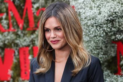Rachel Bilson virée d’un film après ses révélations sur sa vie sexuelle: “Je n’ai rien dit d’inapproprié”