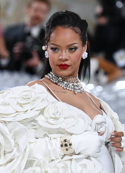 Rihanna dévoile des photos inédites de sa première grossesse