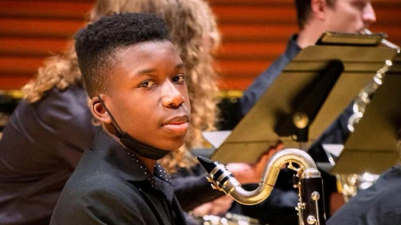 Blessé à la tête après avoir sonné à la mauvaise porte, un jeune américain se remet malgré les séquelles