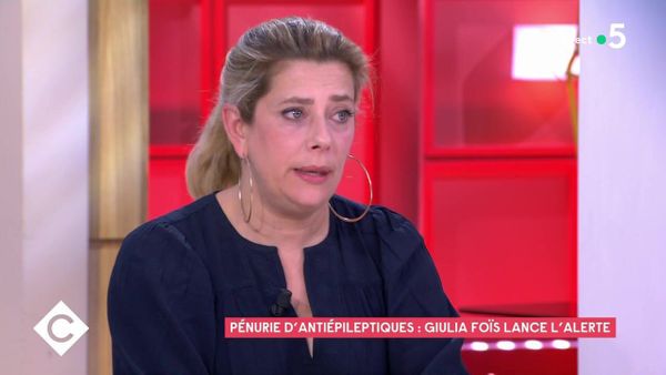 "C’est très effrayant" : ce jour où le fils de Giulia Foïs a convulsé sans avoir pu prendre son traitement