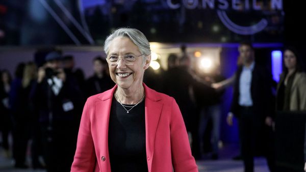 Elisabeth Borne : "forcément lesbiennes", une amie de la Première ministre met les choses au clair