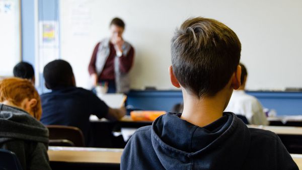 Fusillade dans une école à Belgrade : "Il a fait une liste…", révélations glaçantes sur l’adolescent suspect