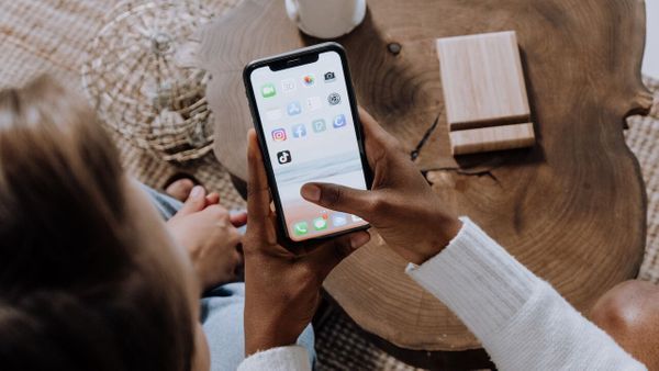 Il diffuse en direct sur internet son défi absurde, 12 heures plus tard c’est le drame