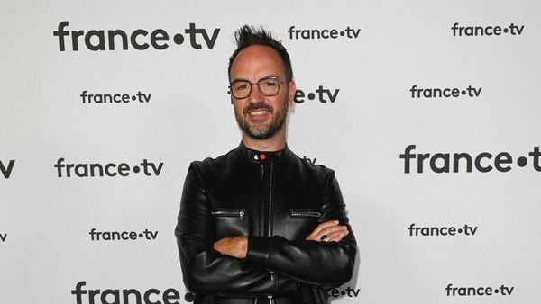 "J’espère que vous n’êtes pas choqués" : pourquoi Jarry avait "peur" de parler de son homosexualité dans Rendez-vous en terre inconnue