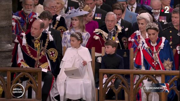 Princesse Charlotte : elle fait sensation avec une couronne semblable à sa mère lors du couronnement de Charles III