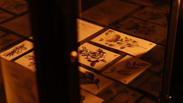 TÉMOIGNAGE. “J’ai un tatouage sous les seins et voici pourquoi je ne le recommande pas”