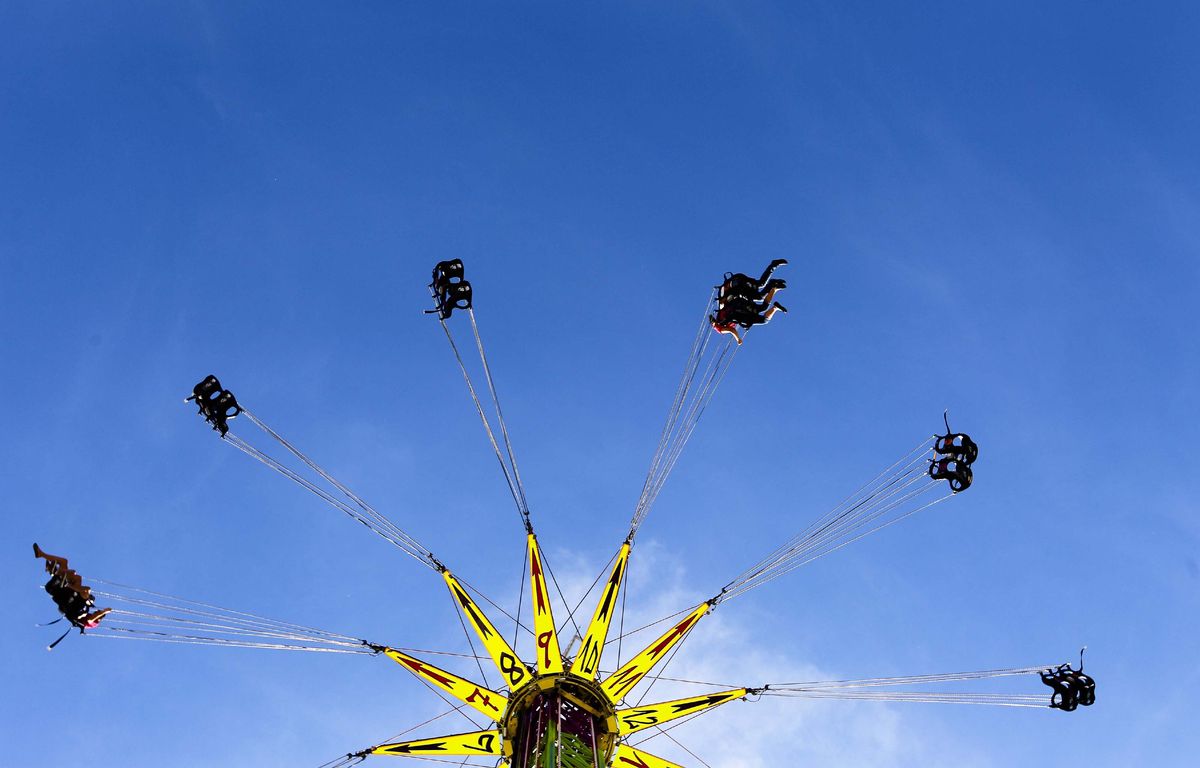 Charente-Maritime : Après la mort d’un adolescent dans un manège à Saintes, le contrôleur technique mis en examen