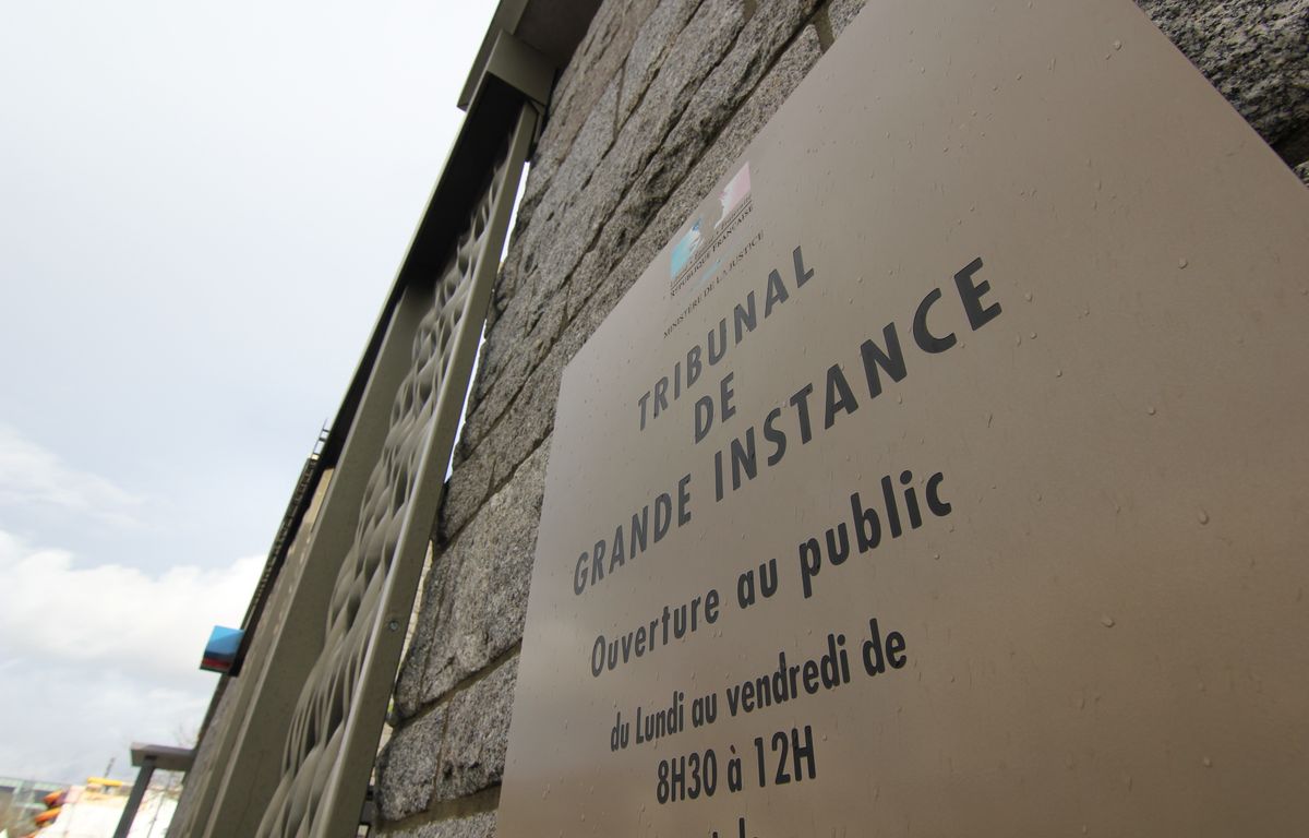 Finistère : Un homme condamné pour harcèlement après s’être masturbé sur la voiture d’une collègue