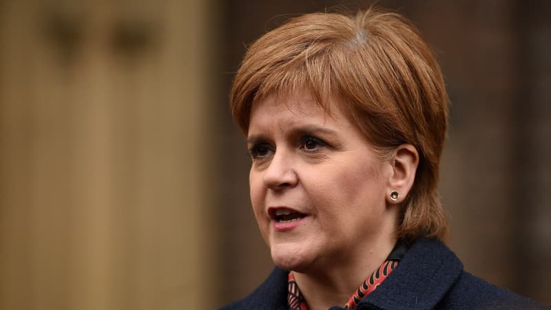 L’ex Première ministre écossaise Nicola Sturgeon arrêtée dans le cadre d’une enquête sur le financement de son parti