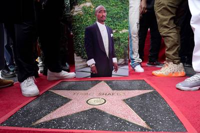 Plus de 25 ans après sa mort, Tupac reçoit son étoile à Hollywood