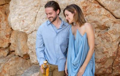 La robe “en lévitation” d’Emma Watson intrigue les internautes