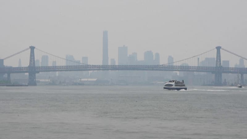 Les feux de forêt jugés “hors de contrôle” au Québec, la fumée des incendies au Canada atteint New York