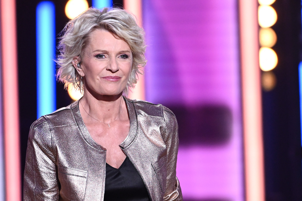 « Je lui fais un beau cadeau » : Sophie Davant sort du silence sur son remplacement par Julia Vignali