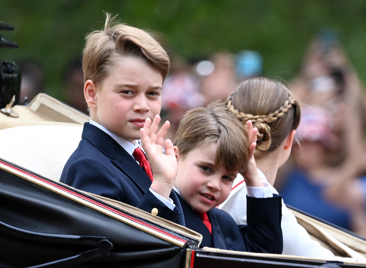 Prince Louis : le fils de Kate et William fait encore des siennes, ses adorables mimiques nous font fondre