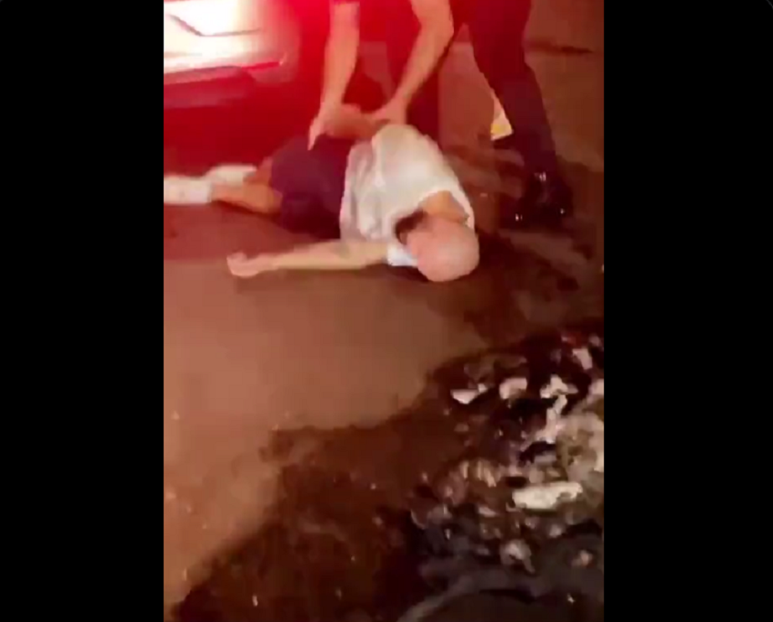 VIDEO – Deux policiers en civil tabassés pendant les émeutes