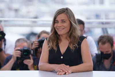 “Une machine à broyer”: Blanche Gardin revient sur la polémique “LOL: qui rit sort!” et… tacle encore Amazon