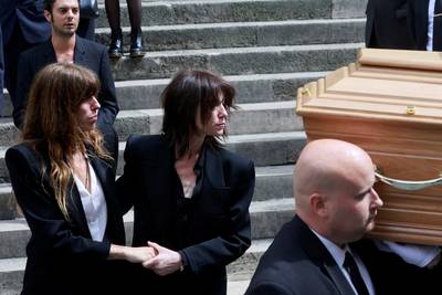 “Jane Forever”: les images émouvantes des obsèques de Jane Birkin