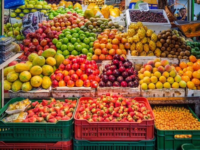 Régime : ce fruit très goûteux qui favorise la perte de poids, mais pas seulement…