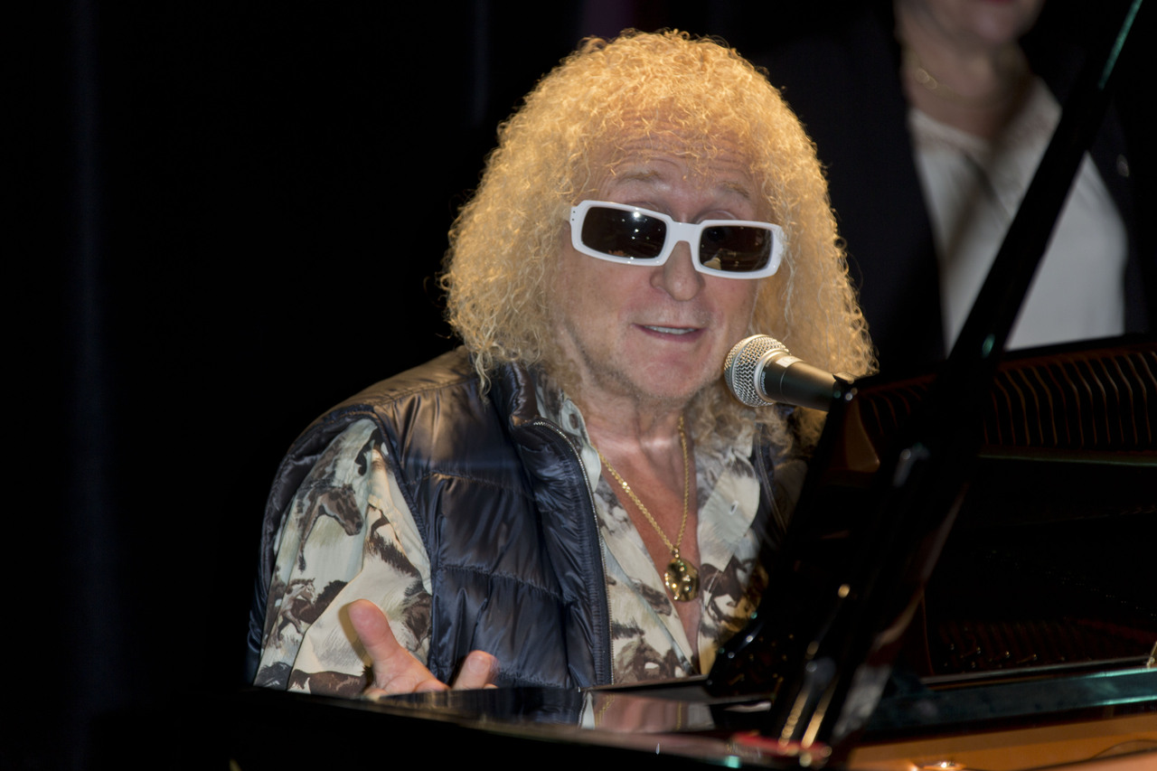 Michel Polnareff : maladie présumée, vie de couple… sa compagne Danyellah fait une rare mise au clair